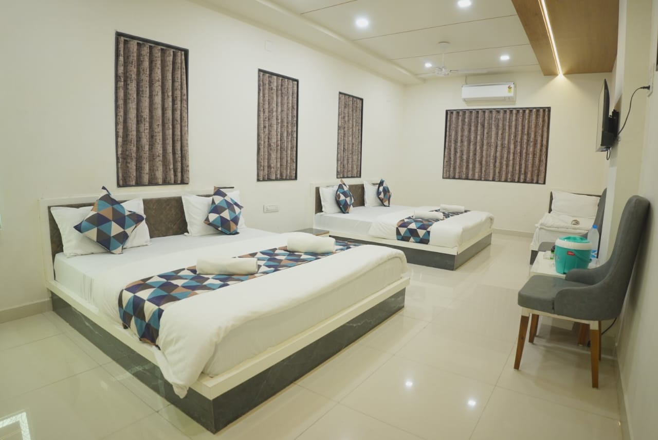 Hotel Ayodhya reception